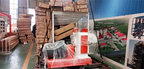 强福机械32型饲料颗粒生产线发往科特迪瓦